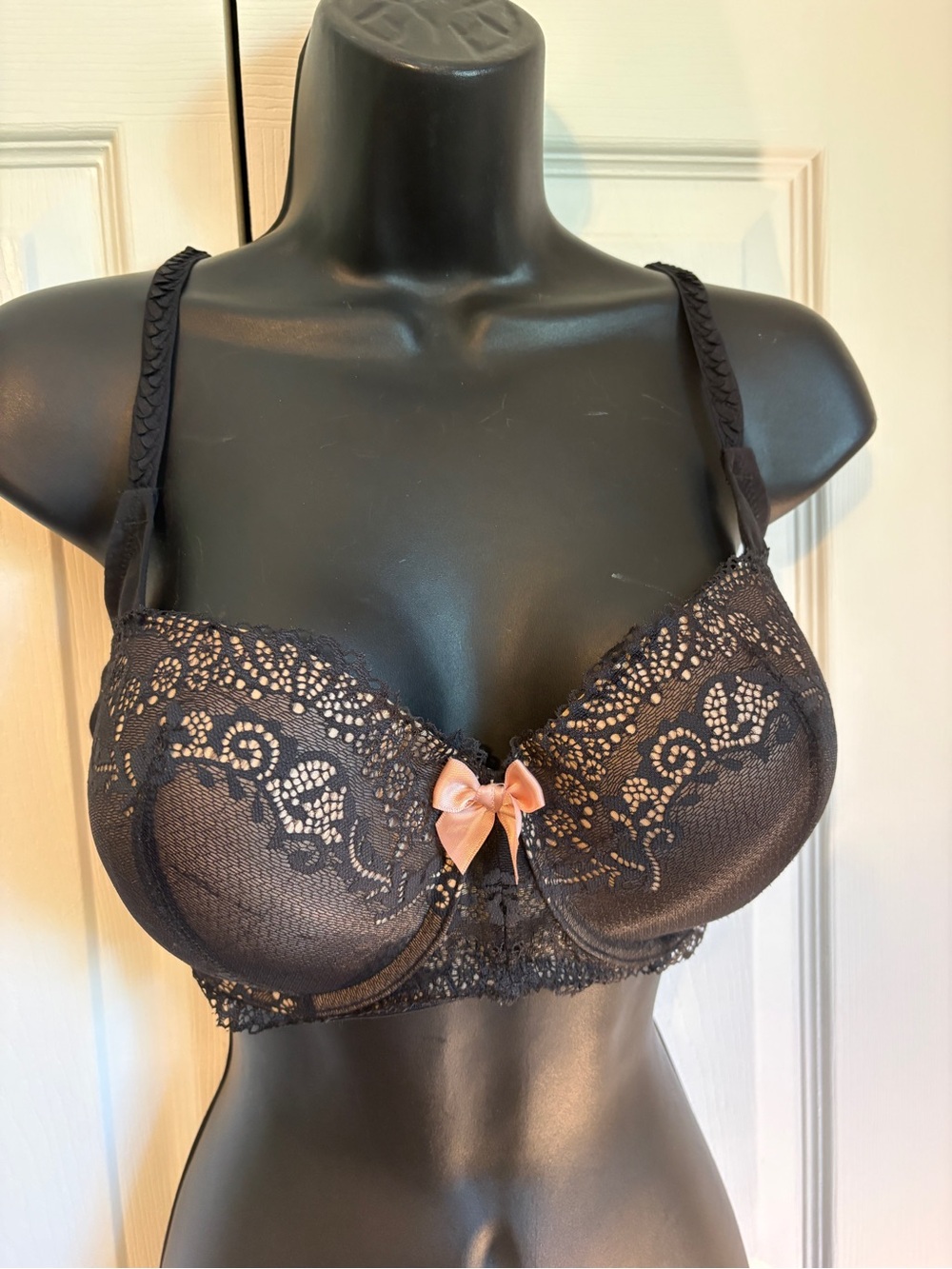 Dkny Black Lace Underwire Bra with Peach Bow